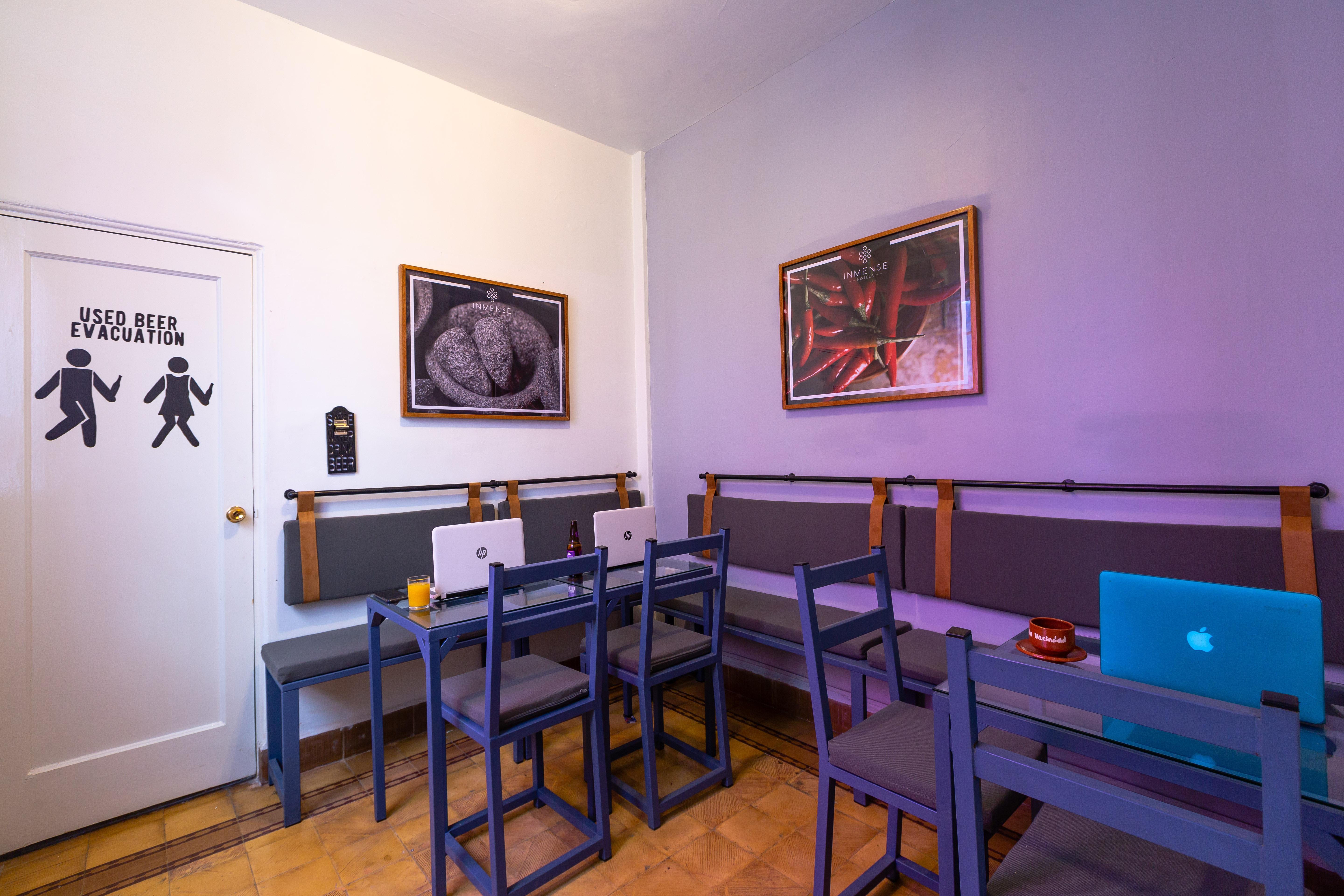 Mala Vecindad Beer Hotel Mexikóváros Kültér fotó